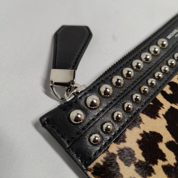 Clutch & Flats - Picture 5 of 5